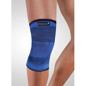 knee_support_on_leg_narrow_1920146405